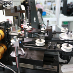 全自動(dòng)五工位外轉(zhuǎn)子動(dòng)平衡機(jī)