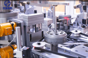 五工位外轉(zhuǎn)子(有軸）平衡機(jī)