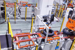 輪胎動(dòng)平衡自動(dòng)運(yùn)行整線(xiàn)